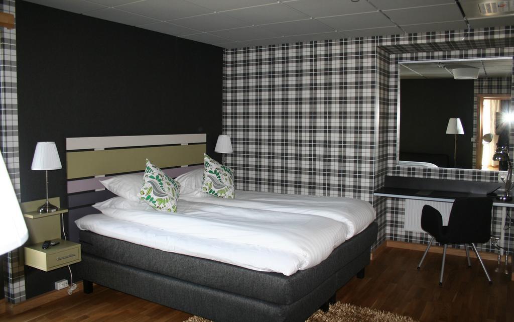 Home Hotel Bristol Arvika Habitación foto