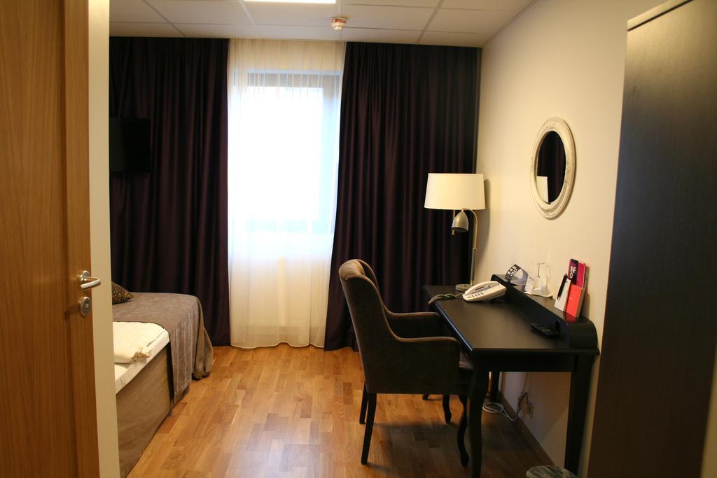Home Hotel Bristol Arvika Habitación foto